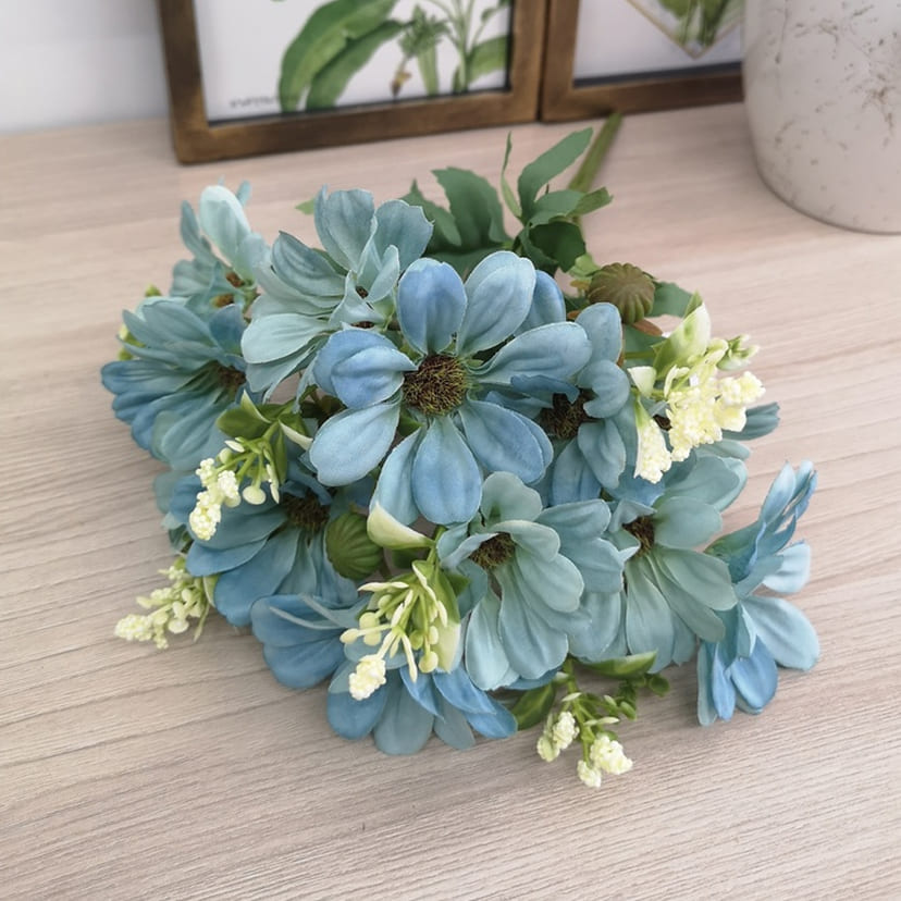 Искусственные цветы в Астрахани | Цветы искусственные «Ромашки с бутонами», голубые, букет