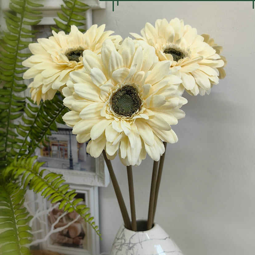 Искусственные цветы в Астрахани | Цветок искусственный «Гербера», молочно-персиковая, одиночный